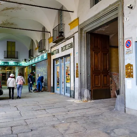 Apartment La Sosta By Happyhostorino *